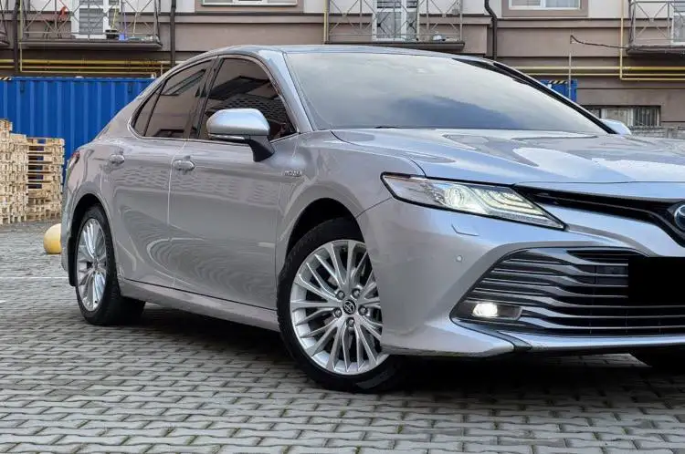 Toyota Camry 2020 гибрид - Авто в Санкт-Петербург
