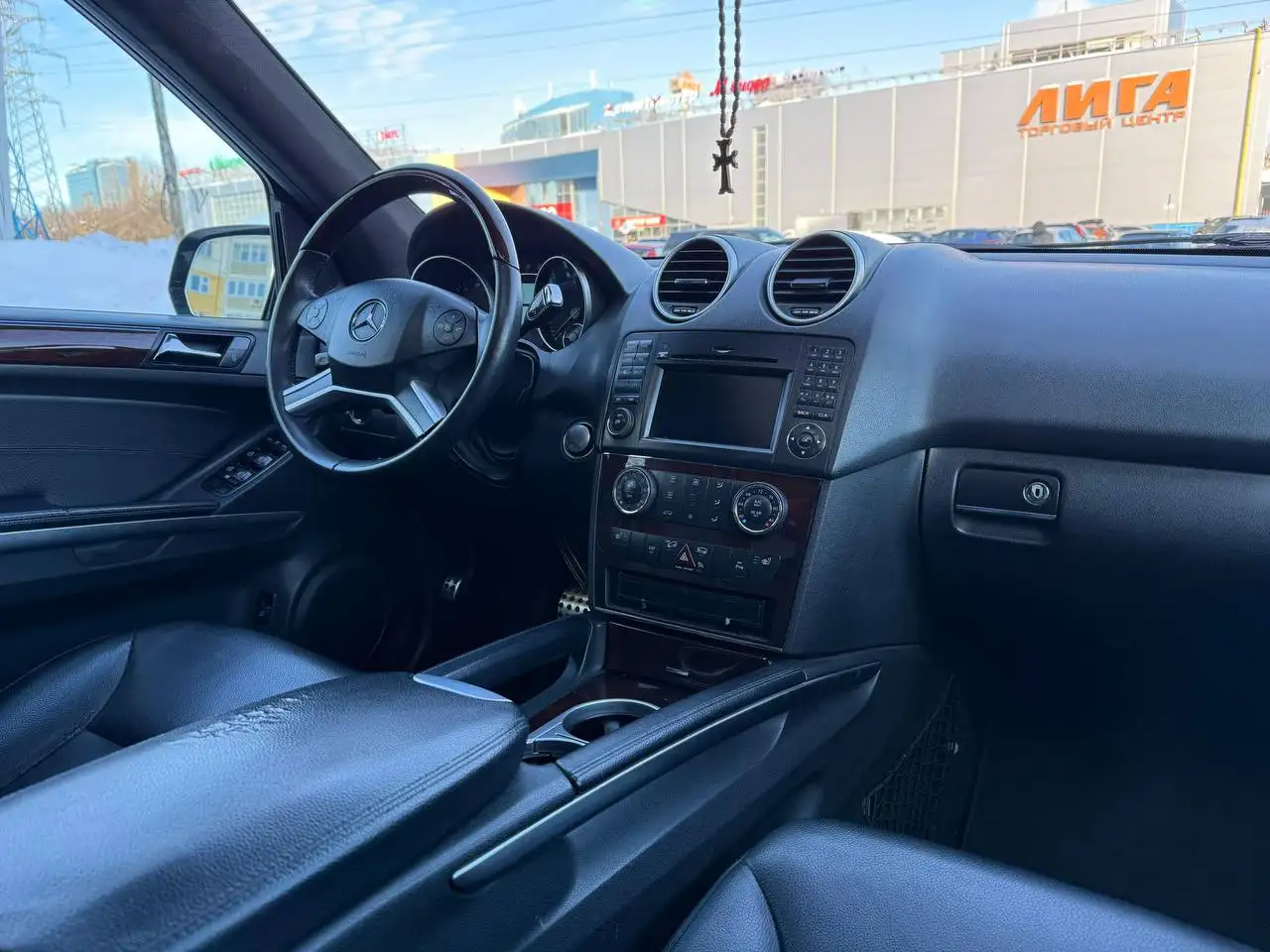 MERCEDES-BENZ ML 550 2009 года - Внедорожники/кроссоверы (Авто) в Москва