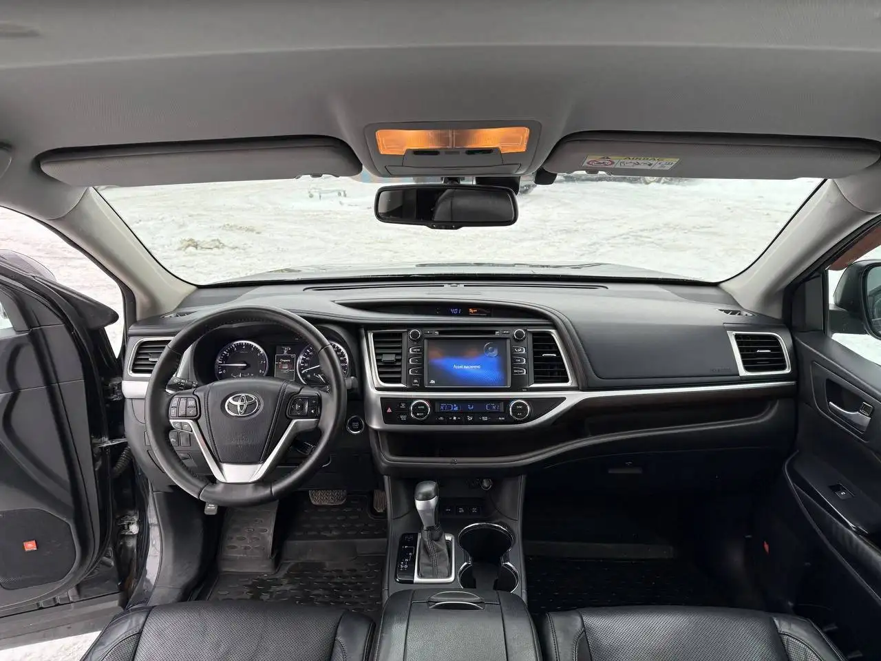 Toyota Highlander 2014 г.в. - Внедорожники и кроссоверы (Авто) в Москва