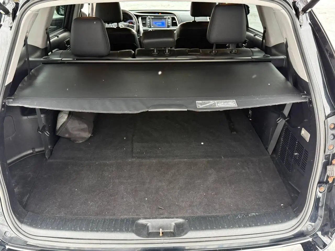 Toyota Highlander 2014 г.в. - Внедорожники и кроссоверы (Авто) в Москва