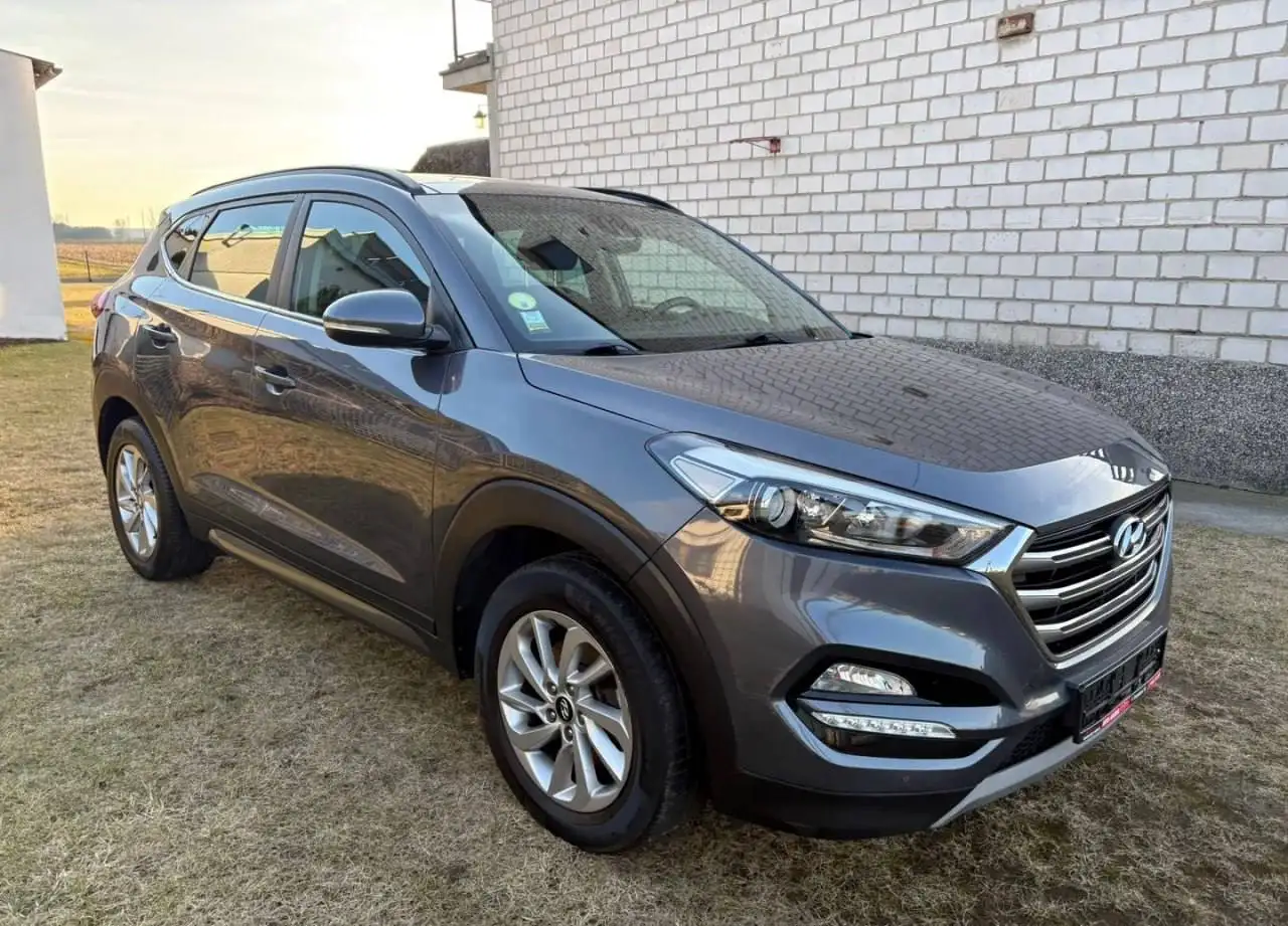 Продажа Hyundai Tucson 2016 года - Легковые автомобили (Авто) в Санкт-Петербург