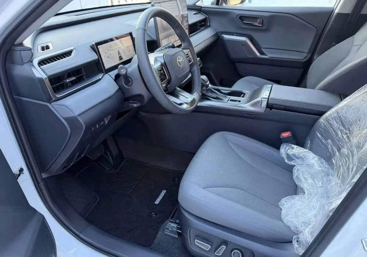 Toyota RAV4 Рестайлинг 2026 года - Авто в Москва