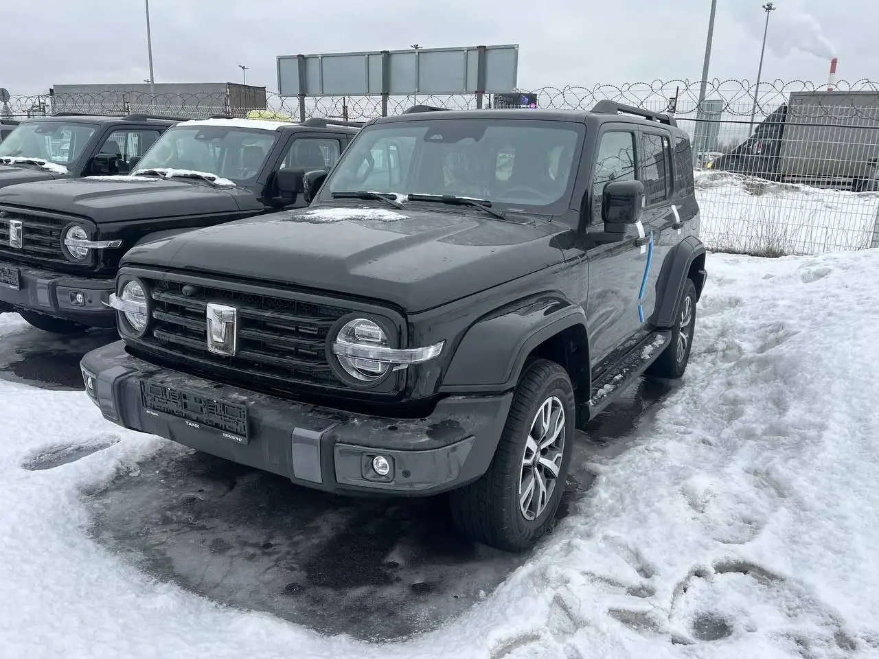 Tank 300 City Premium черный 2025 в наличии в Санкт-Петербурге - Внедорожники (Авто) в Санкт-Петербург