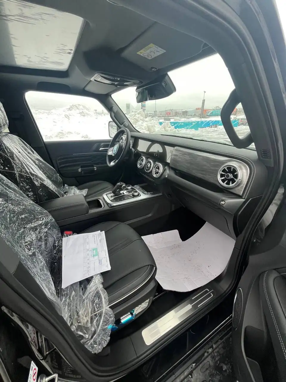 Tank 300 City Premium черный 2025 в наличии в Санкт-Петербурге - Внедорожники (Авто) в Санкт-Петербург