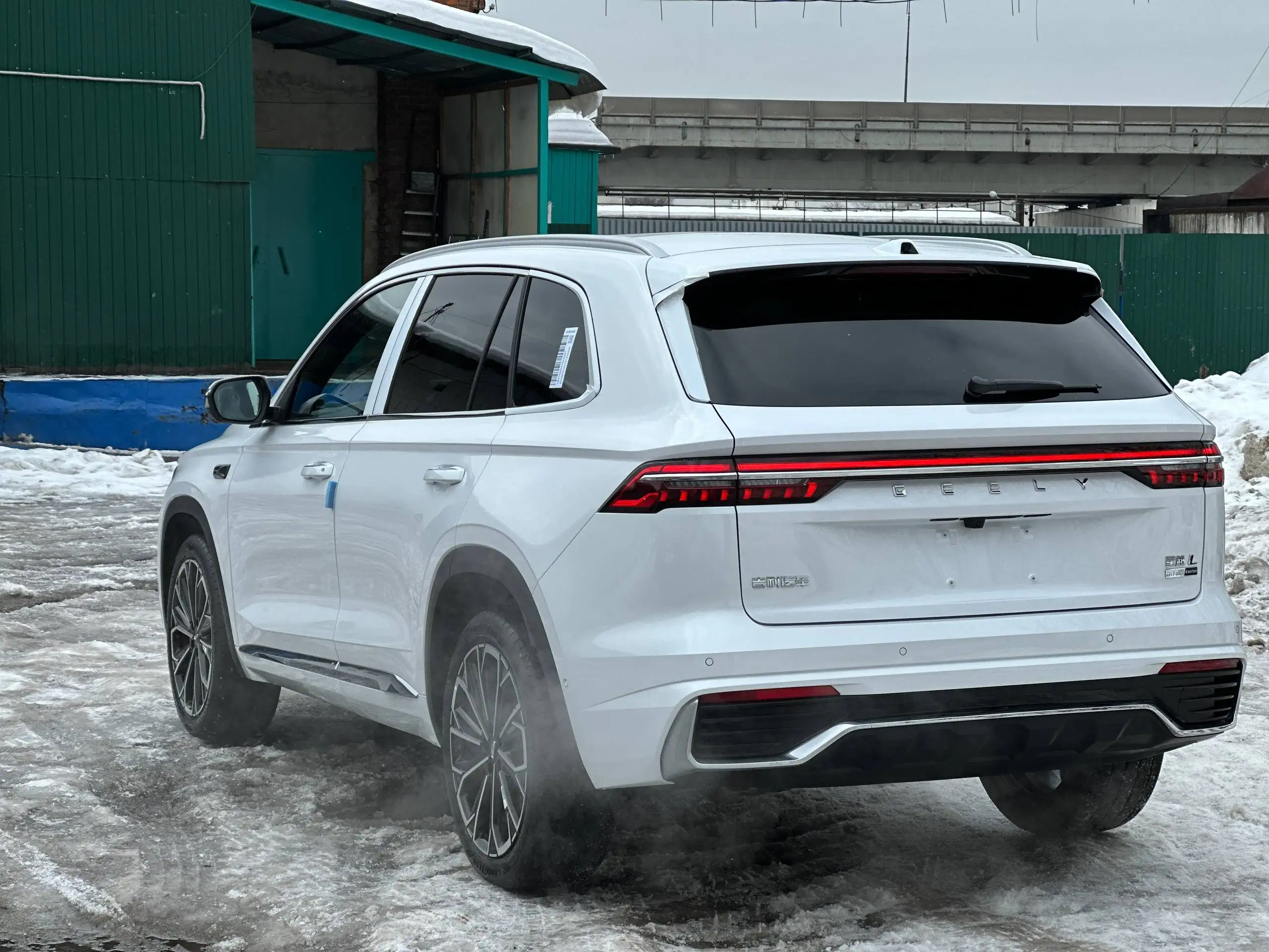 Geely Monjaro 2026 LUXURY новый под утиль - Новые автомобили (Авто) в Москва