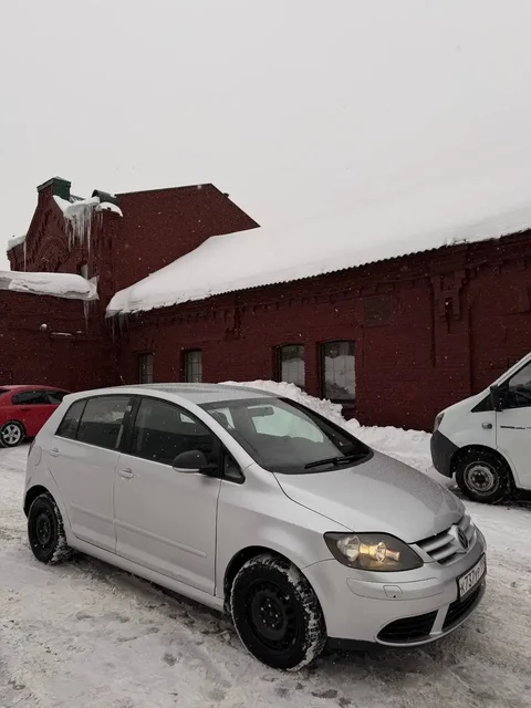Продается Volkswagen Golf 2007 года - Легковые автомобили в Москва