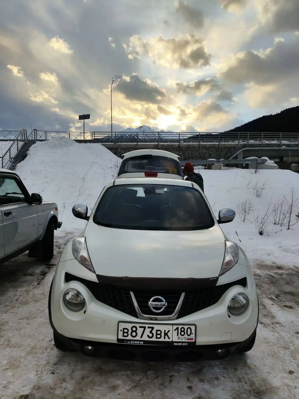 Продажа Nissan Juke 2011 года с полным приводом и турбомотором - Легковые автомобили (Авто) в Макеевка