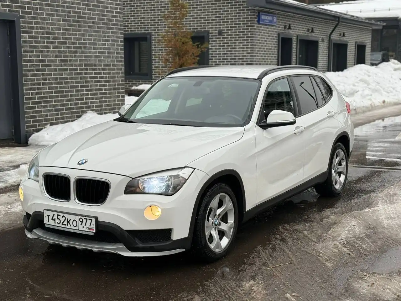 BMW X1 2014 года с пробегом 200.000 км - Легковые автомобили (Авто) в Москва