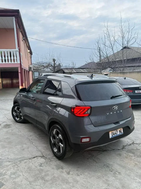 Hyundai Venue 2021 года, 1.6 л, 147 л.с., пробег 20 000 км, сборка США - частное объявление в Санкт-Петербург