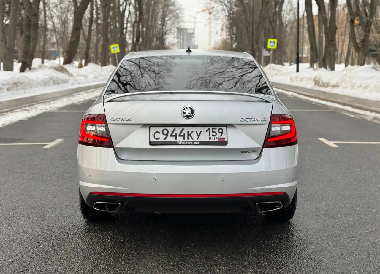 SKODA OCTAVIA RS 2017 года с пробегом 220.000 км - Легковые автомобили (Авто) в Москва