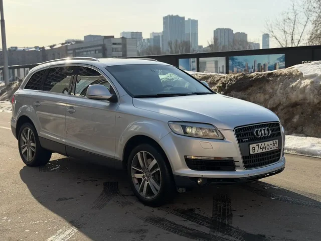 AUDI Q7 2008 года с пробегом 210000 км - Мотовездеход/Квадроцикл в Москва