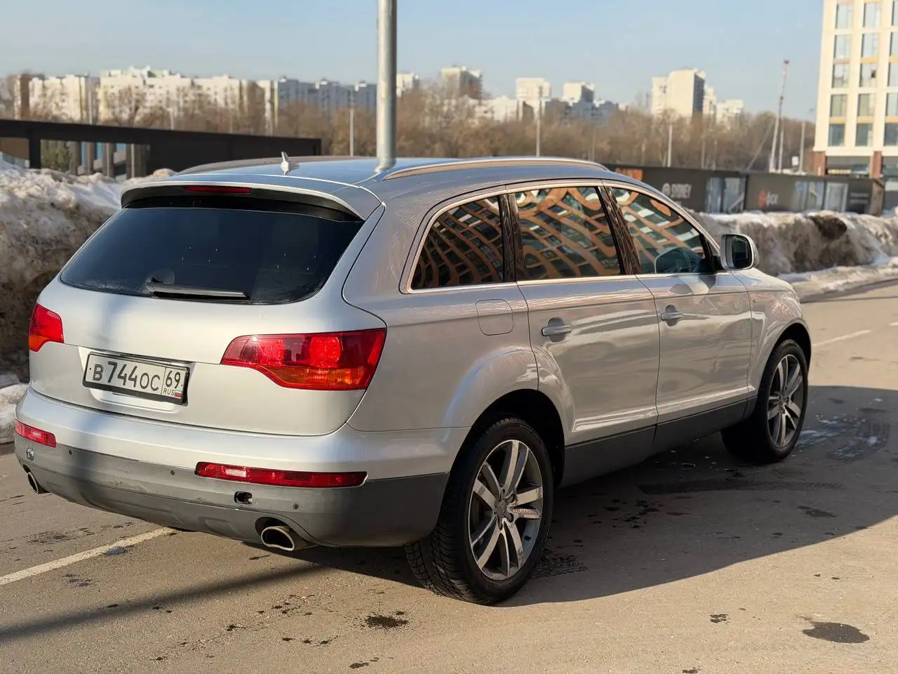 AUDI Q7 2008 года с пробегом 210000 км - Легковые автомобили (Авто) в Москва