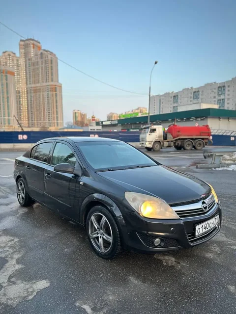 Opel Astra H 2008 б/у - Шины в Москва