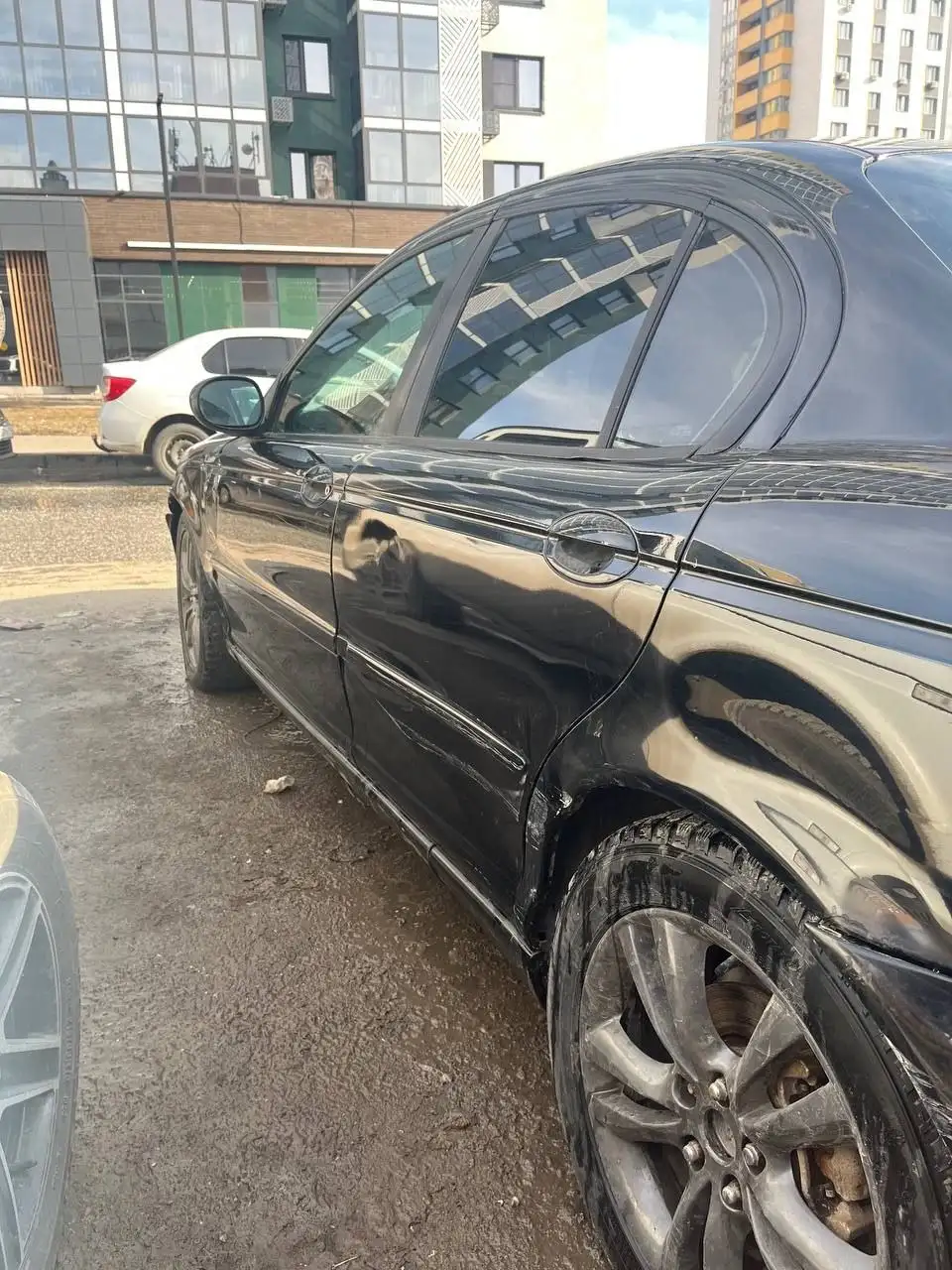 Продажа автомобиля с незначительными дефектами - Авто в Санкт-Петербург