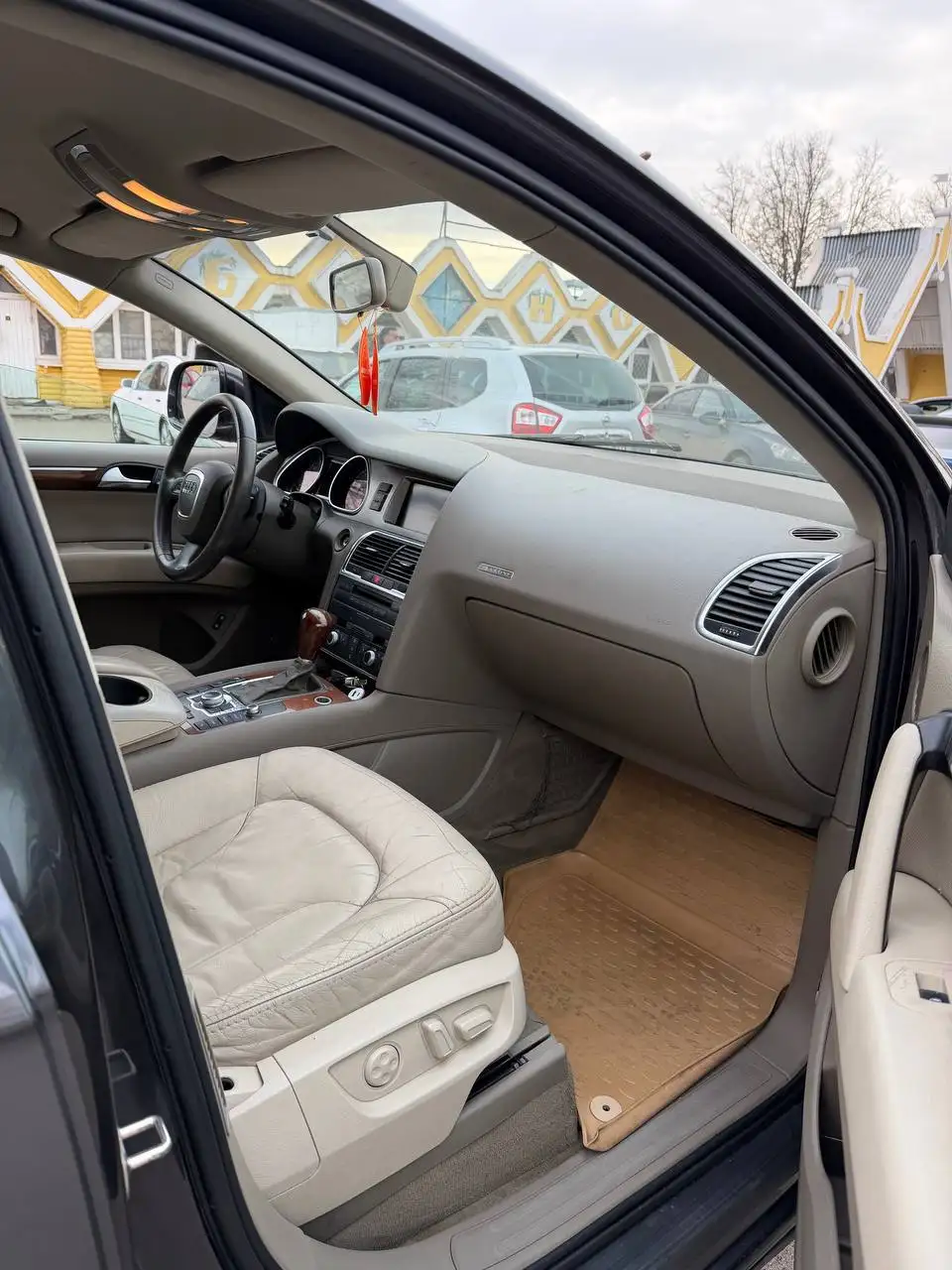 Audi Q7 2007 года с пробегом 360000 км - Легковые автомобили (Авто) в Москва