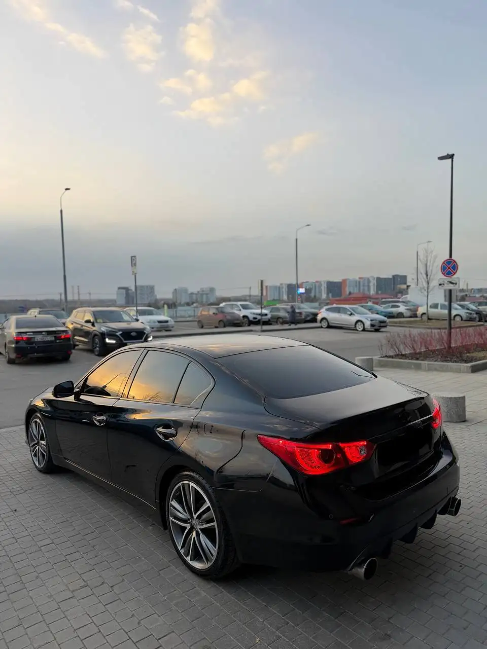 Infiniti Q50 2015 года - Легковые автомобили (Авто) в Москва