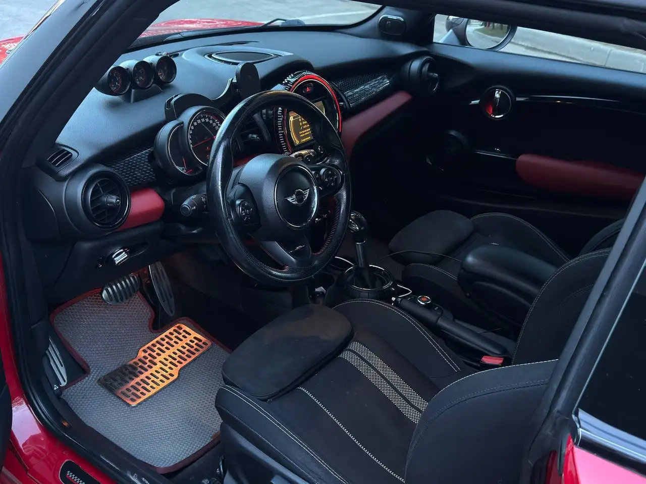 Mini JOHN Cooper Works 2016 - Легковые автомобили (Авто) в Москва