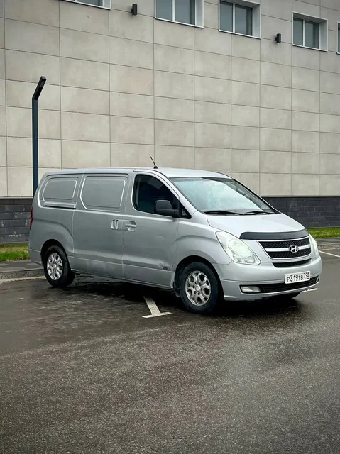 Hyundai GRAND STAREX 2008 - Рено Лагуна в Москва