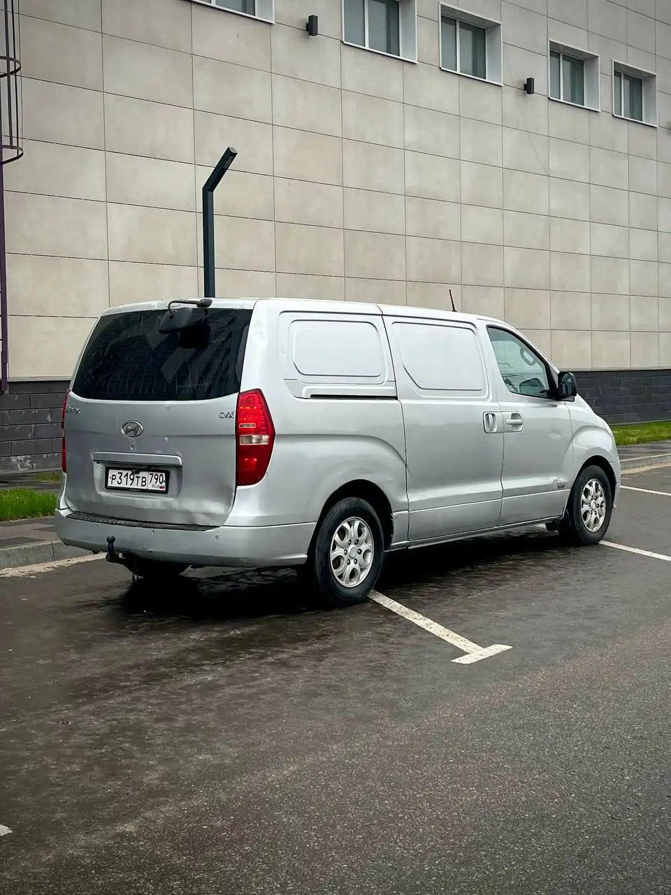 Hyundai GRAND STAREX 2008 - Минивэны (Авто) в Москва