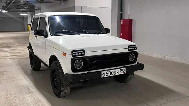 Lada Niva 2017 в Москве - Hyundai Elantra VII (2016+) в Москва