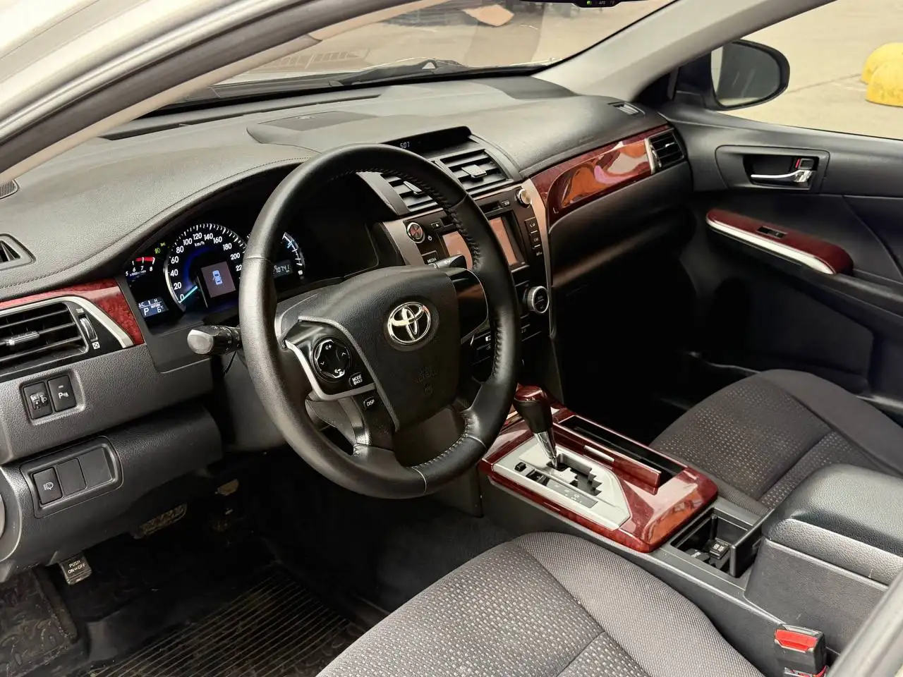 Toyota Camry 2011 - Легковой автомобиль (Авто) в Москва
