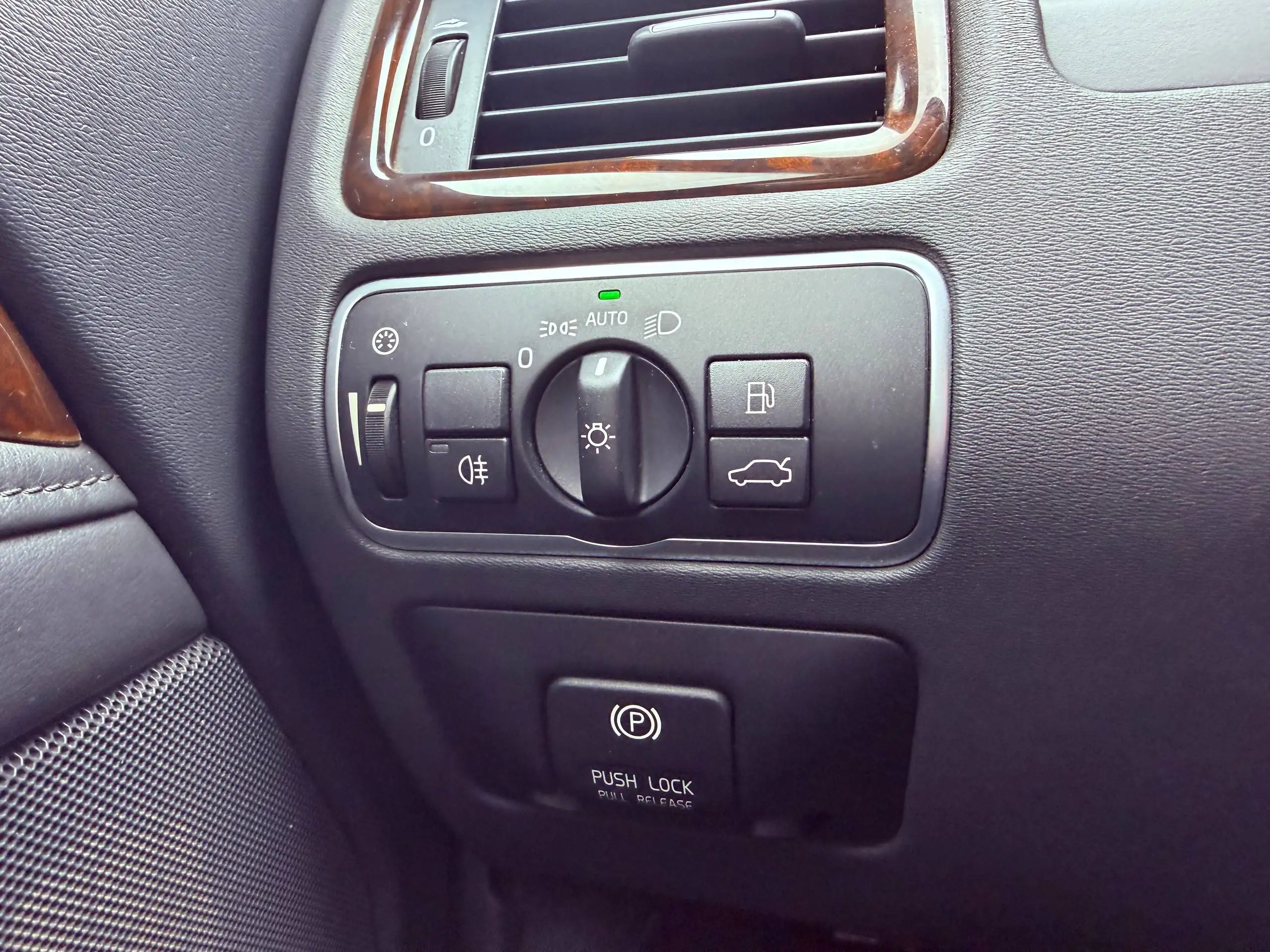 Volvo S80 2013 продажа - Легковые автомобили (Авто) в Санкт-Петербург