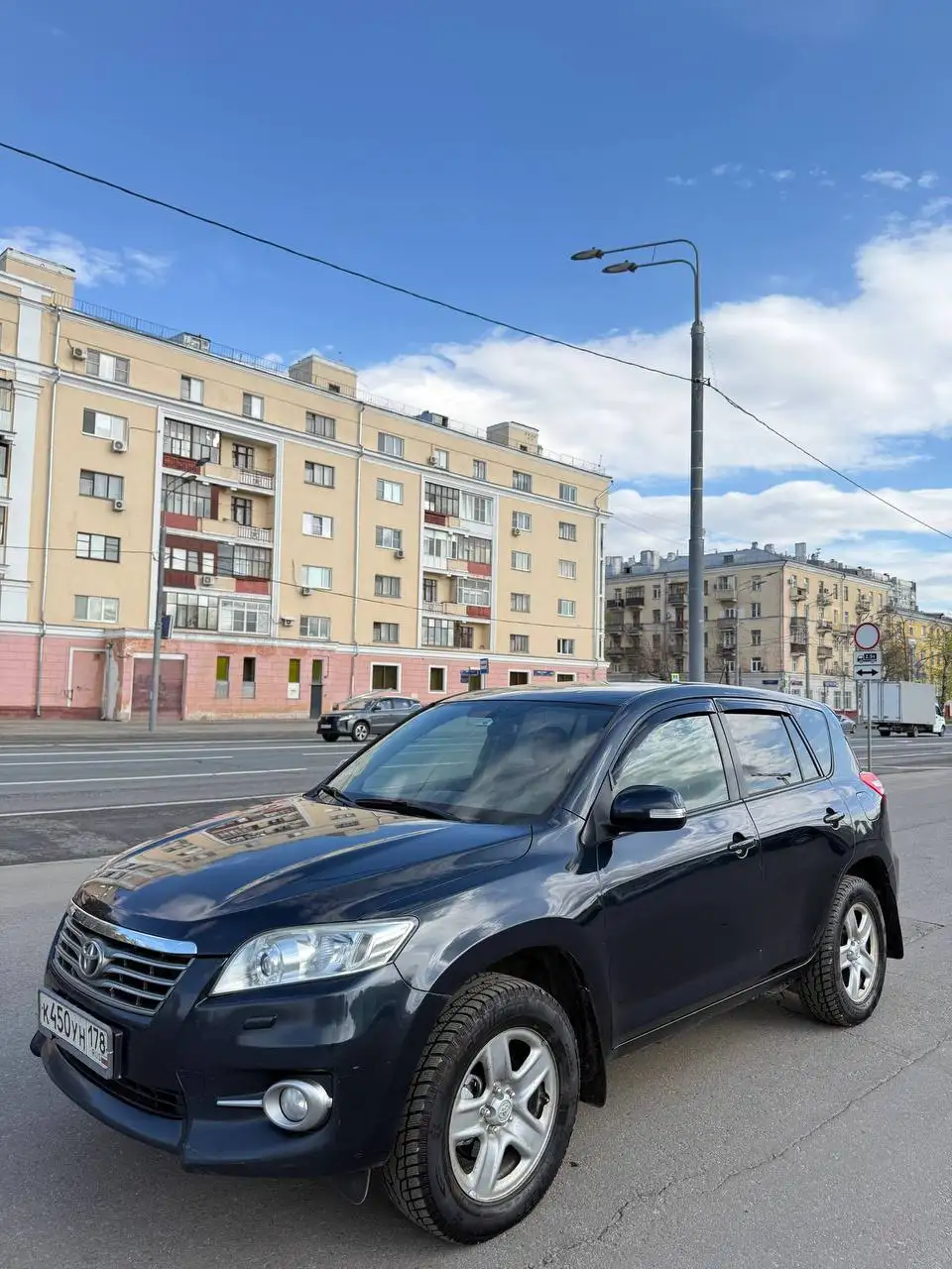 TOYOTA RAV-4 2011 - Легковые автомобили (Авто) в Москва