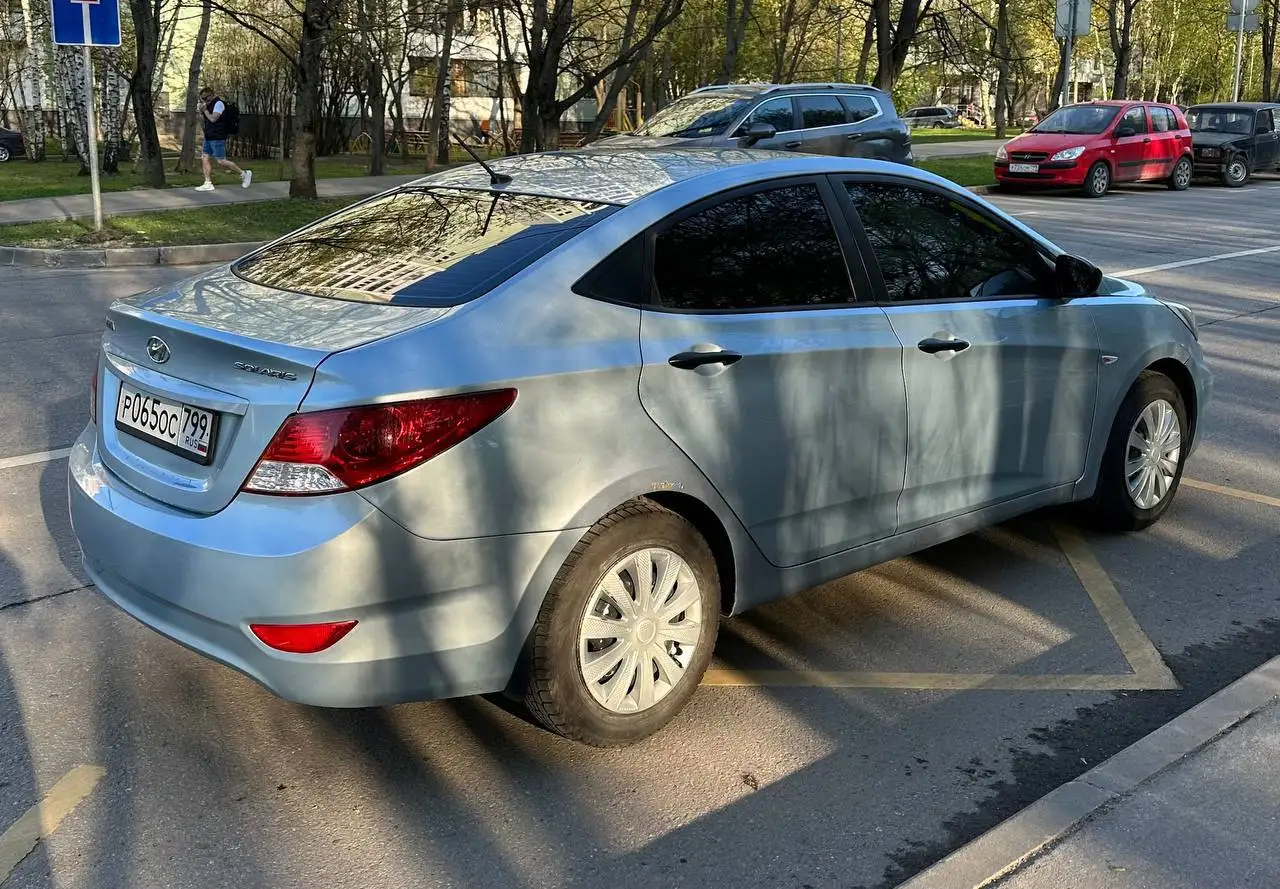 Hyundai SOLARIS 2011 - Легковые автомобили (Авто) в Москва