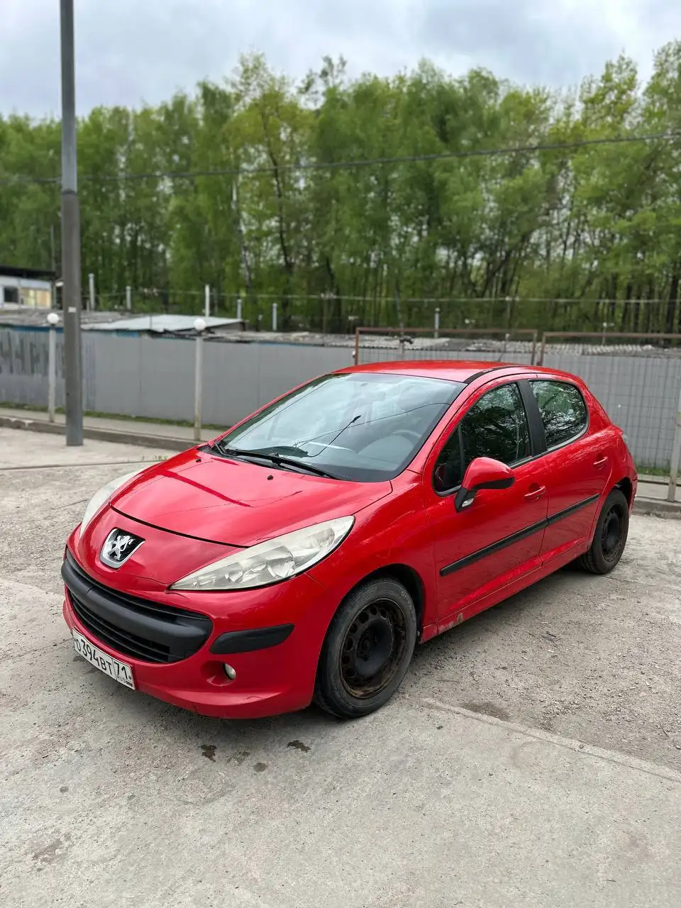 Peugeot 207 2009 - Авто в Москва