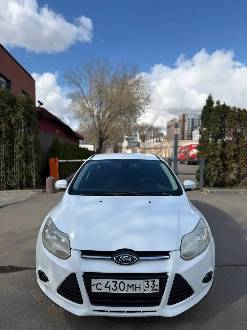 FORD FOCUS 2011 - Авто в Москва