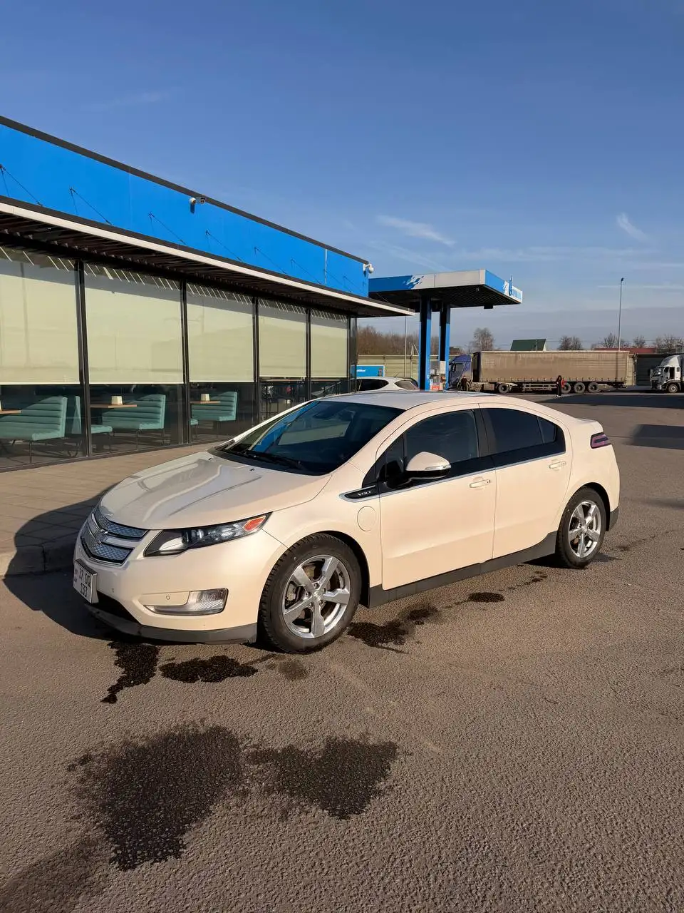 CHEVROLET VOLT гибрид 2012 - Гибриды и электромобили (Авто) в Неизвестно
