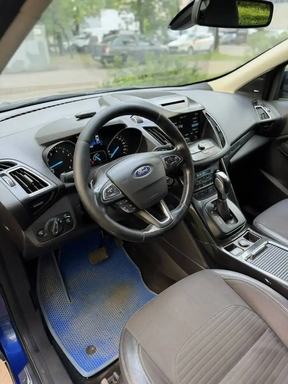 Ford Kuga 2017 - Авто в Москва
