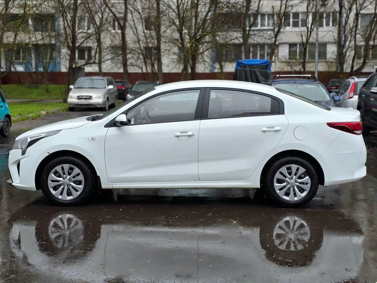 Kia Rio 2020 - Авто в Москва