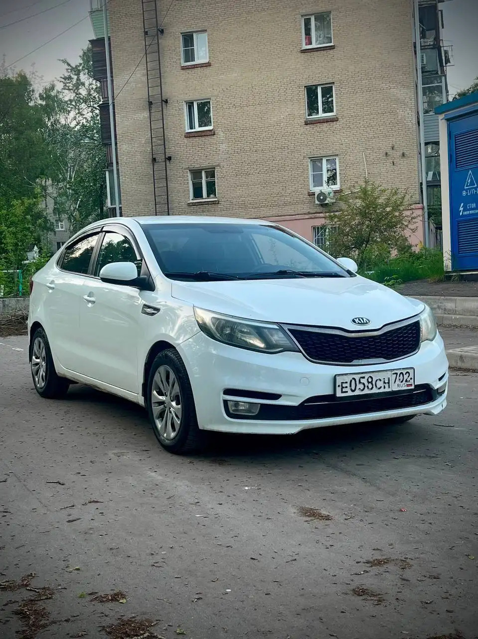 KIA RIO 2017 - Авто в Москва