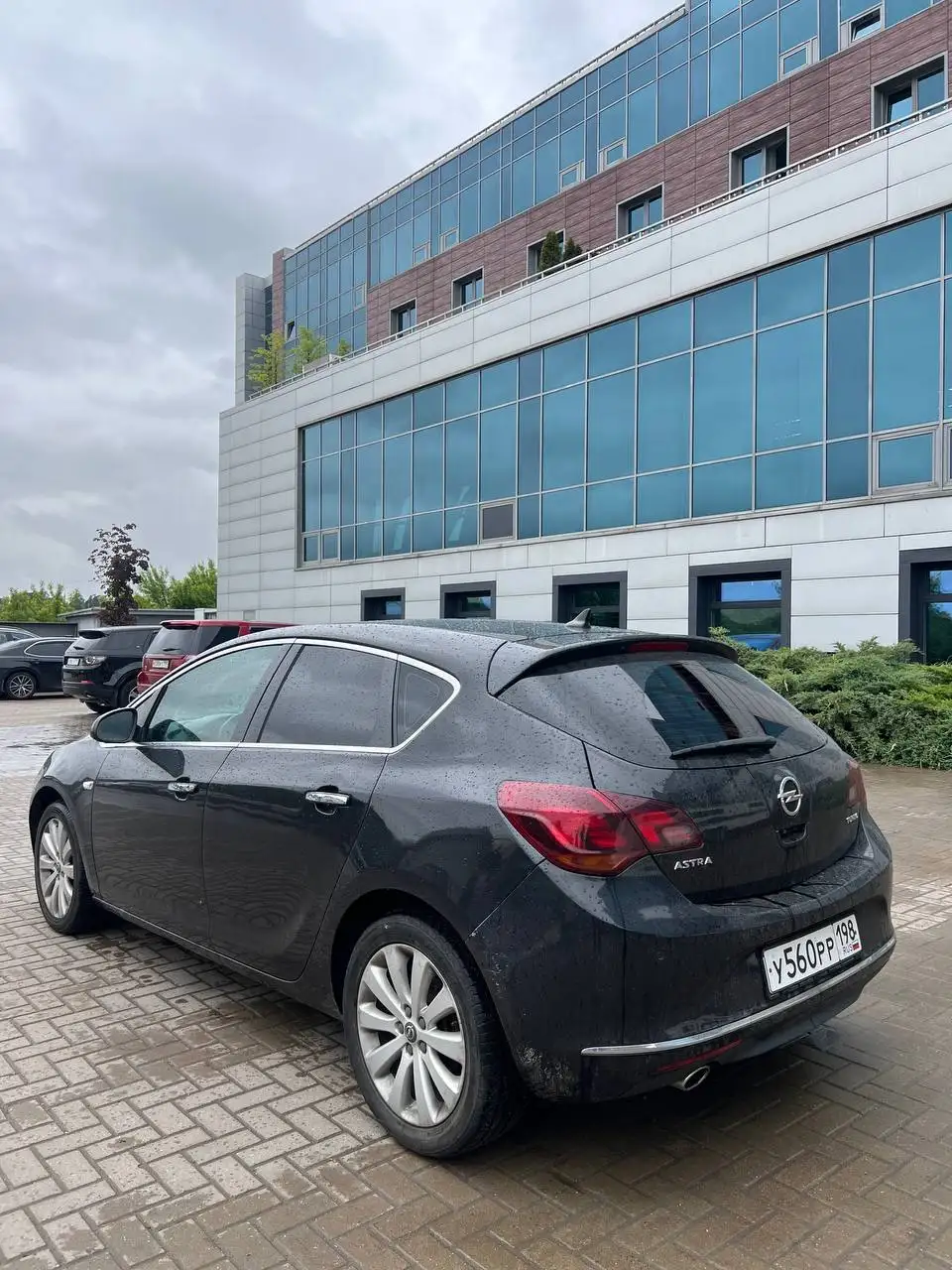 Opel Astra 2013 - Авто в Москва