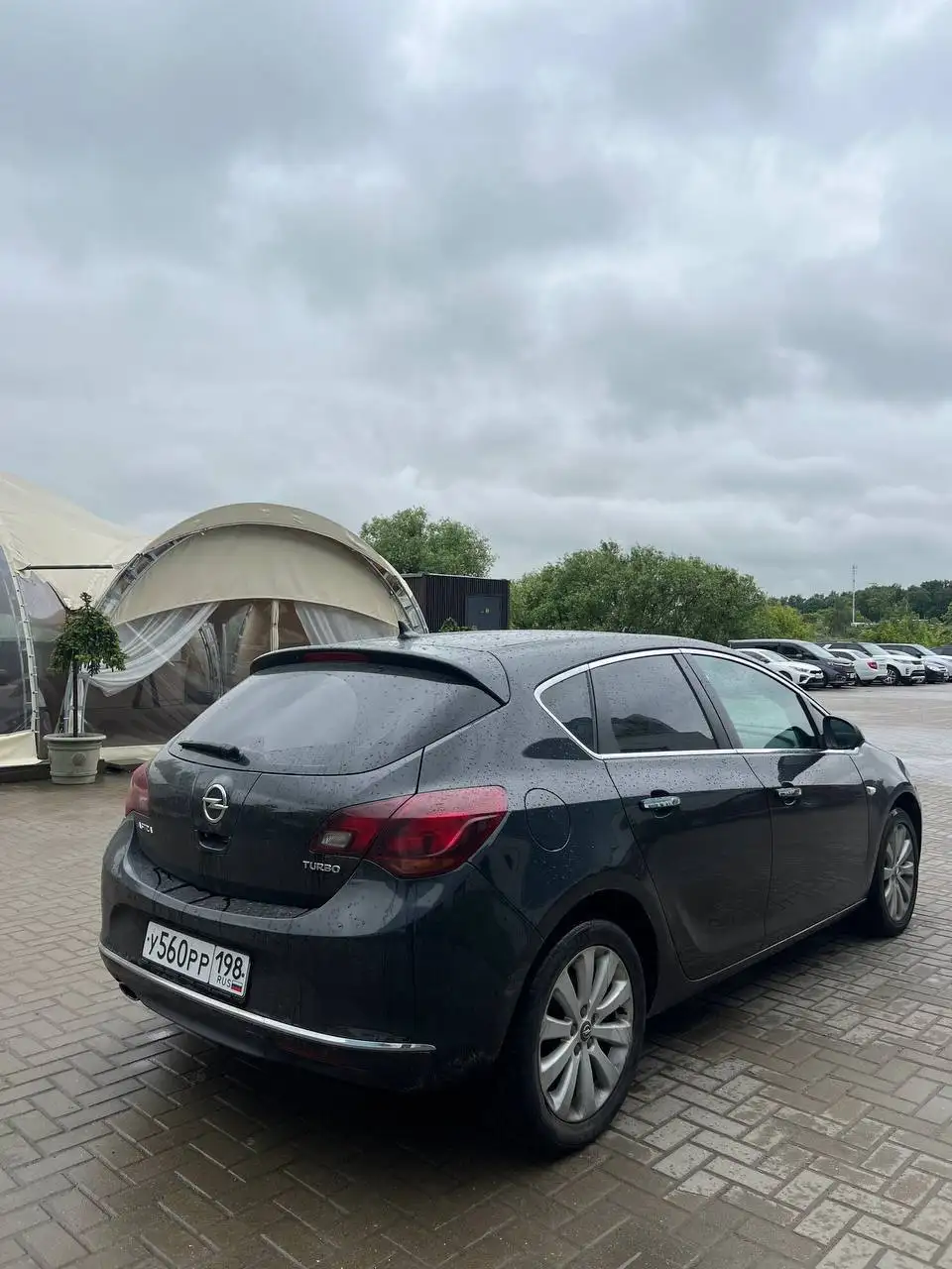 Opel Astra 2013 - Авто в Москва