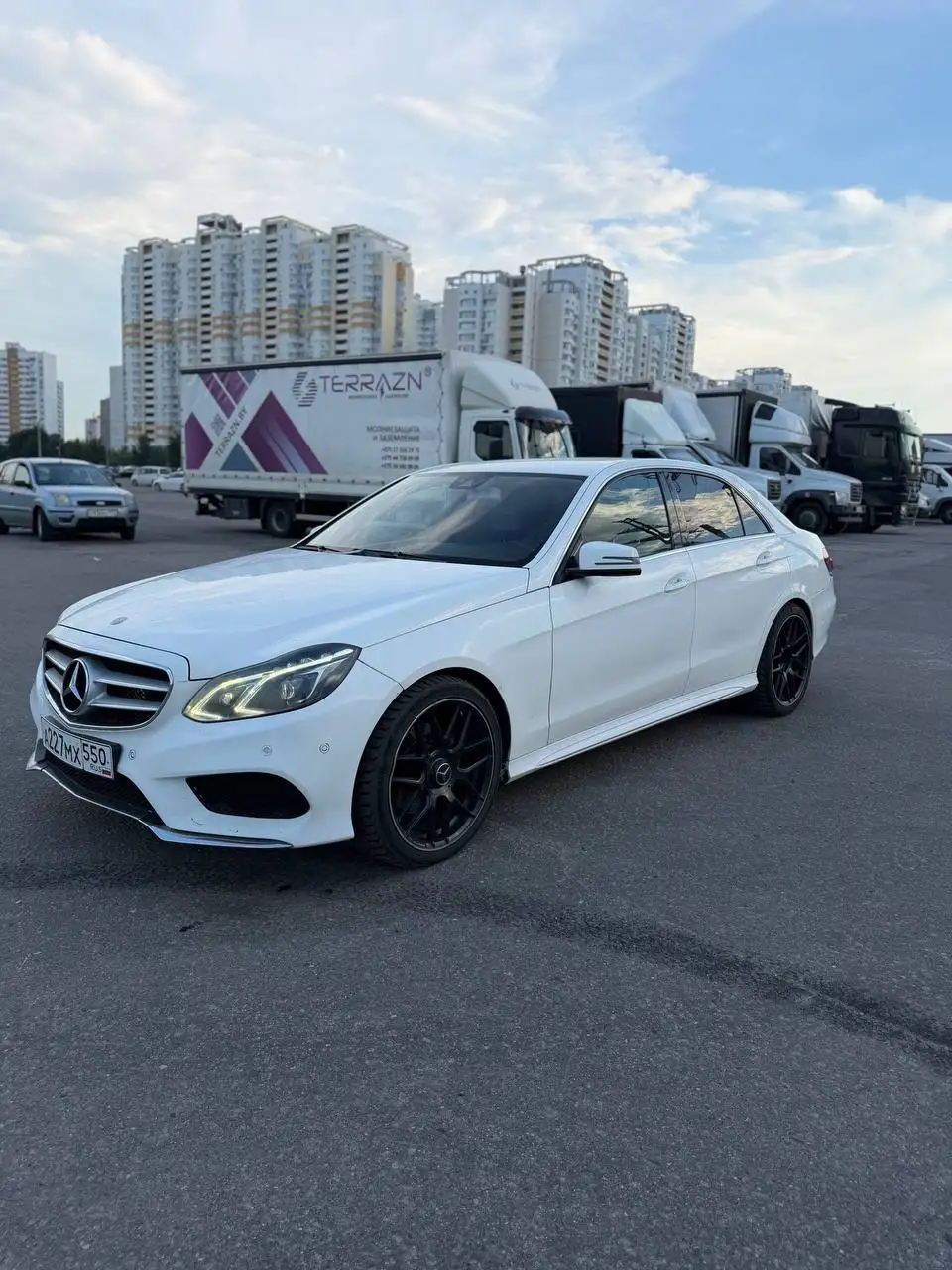 Mercedes-Benz E 212 2013 - Легковой автомобиль (Авто) в Москва
