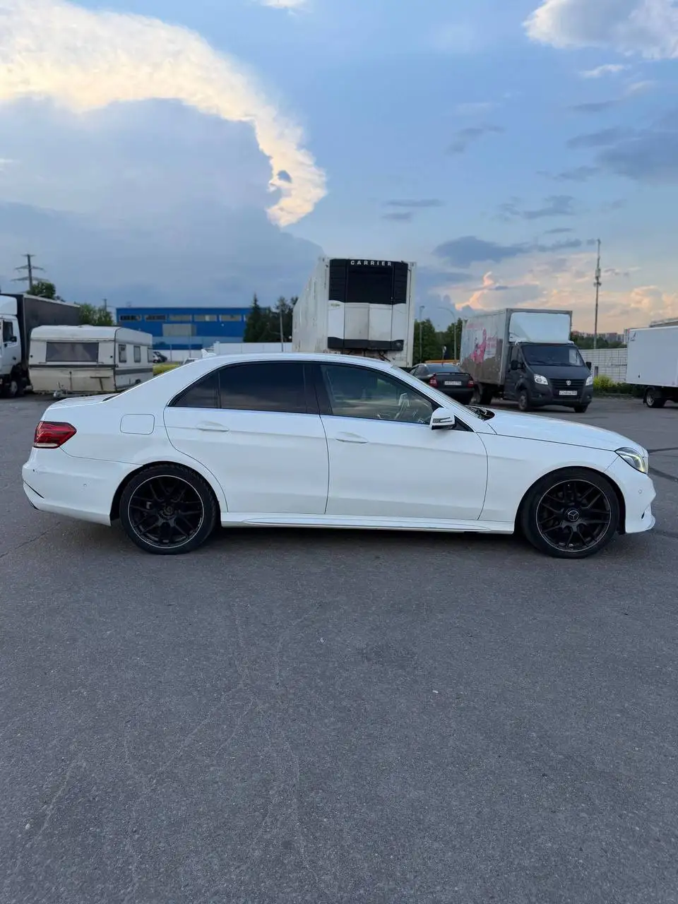 Mercedes-Benz E 212 2013 - Легковой автомобиль (Авто) в Москва
