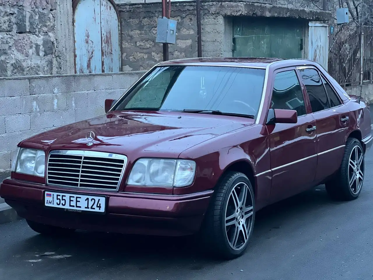 Mercedes W124 1993 года продажа - Легковые автомобили (Авто) в Москва