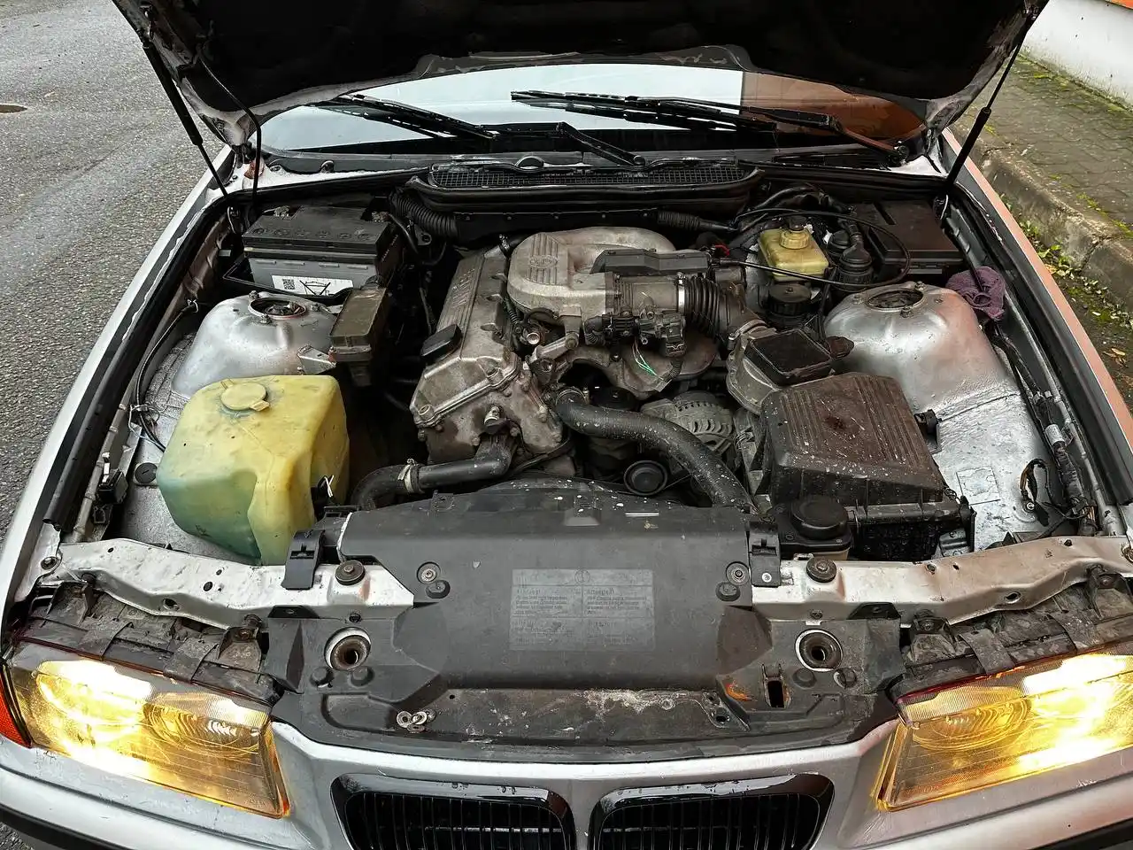 BMW 3 серии (E36)