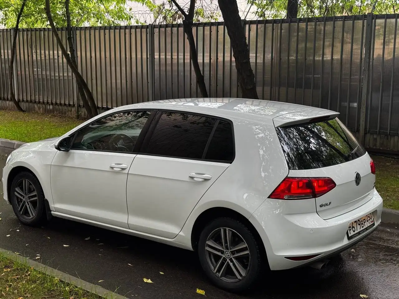 Volkswagen Golf 7 2013 - Авто в Москва
