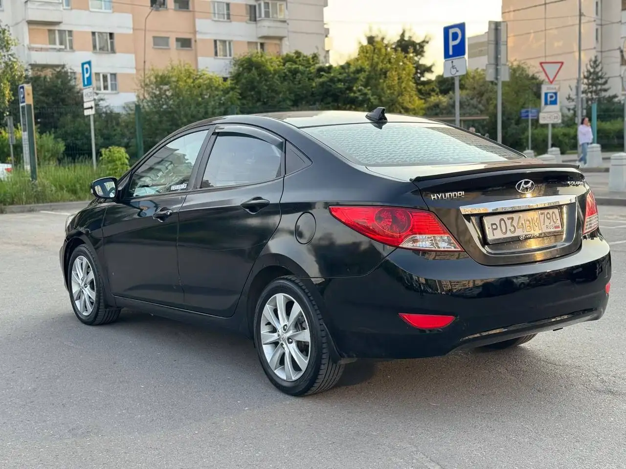 Hyundai Solaris 2013 - Легковые автомобили (Авто) в Москва