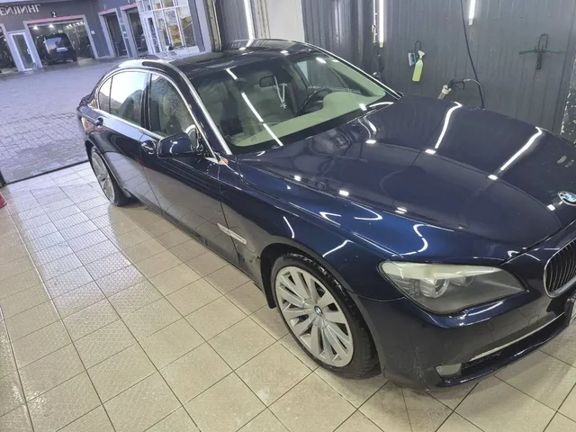 BMW 7 серия 2011 - Шины и диски в Москва