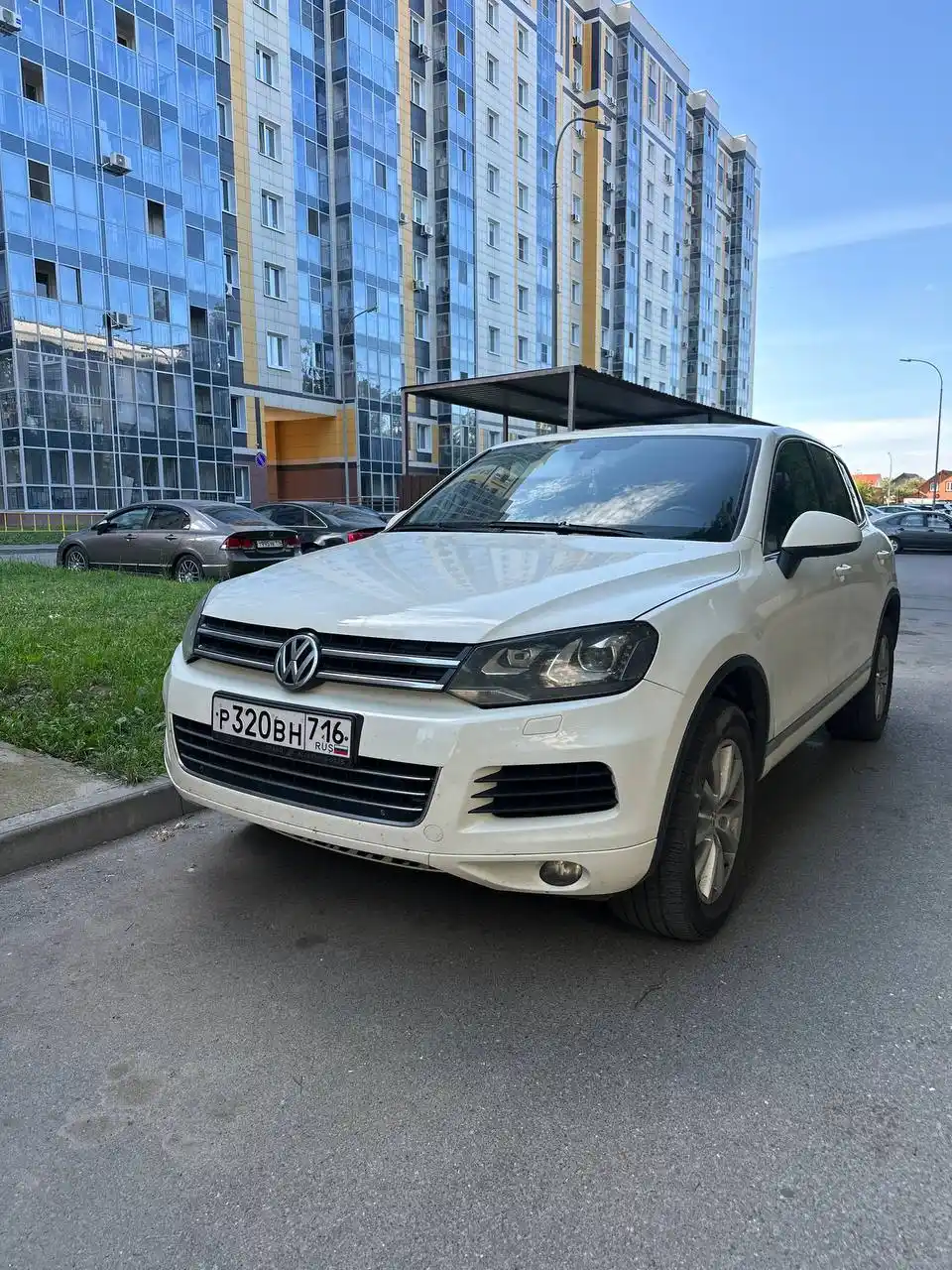 VOLKSWAGEN TOUAREG 2010 - Авто в Казань