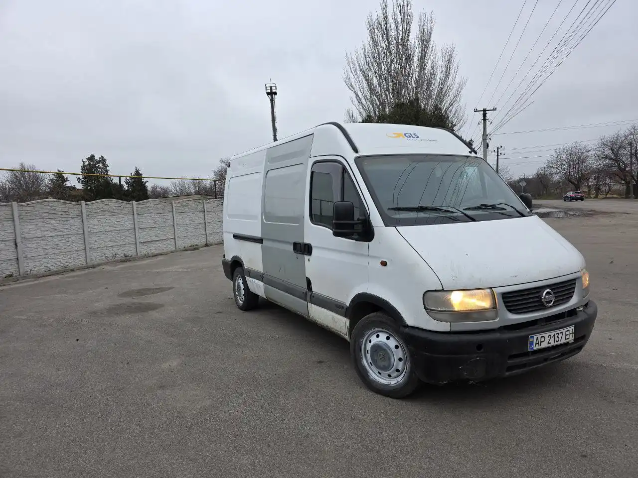 Продам бусик 2.5 TDI 5 ступка переднепривод