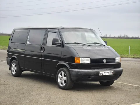Volkswagen Transporter T4 2001 года в хорошем состоянии - Госномера в Геническ