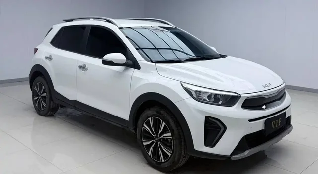 Продажа автомобиля Kia Rio 2022 года выпуска - Легковые автомобили в Воронеж