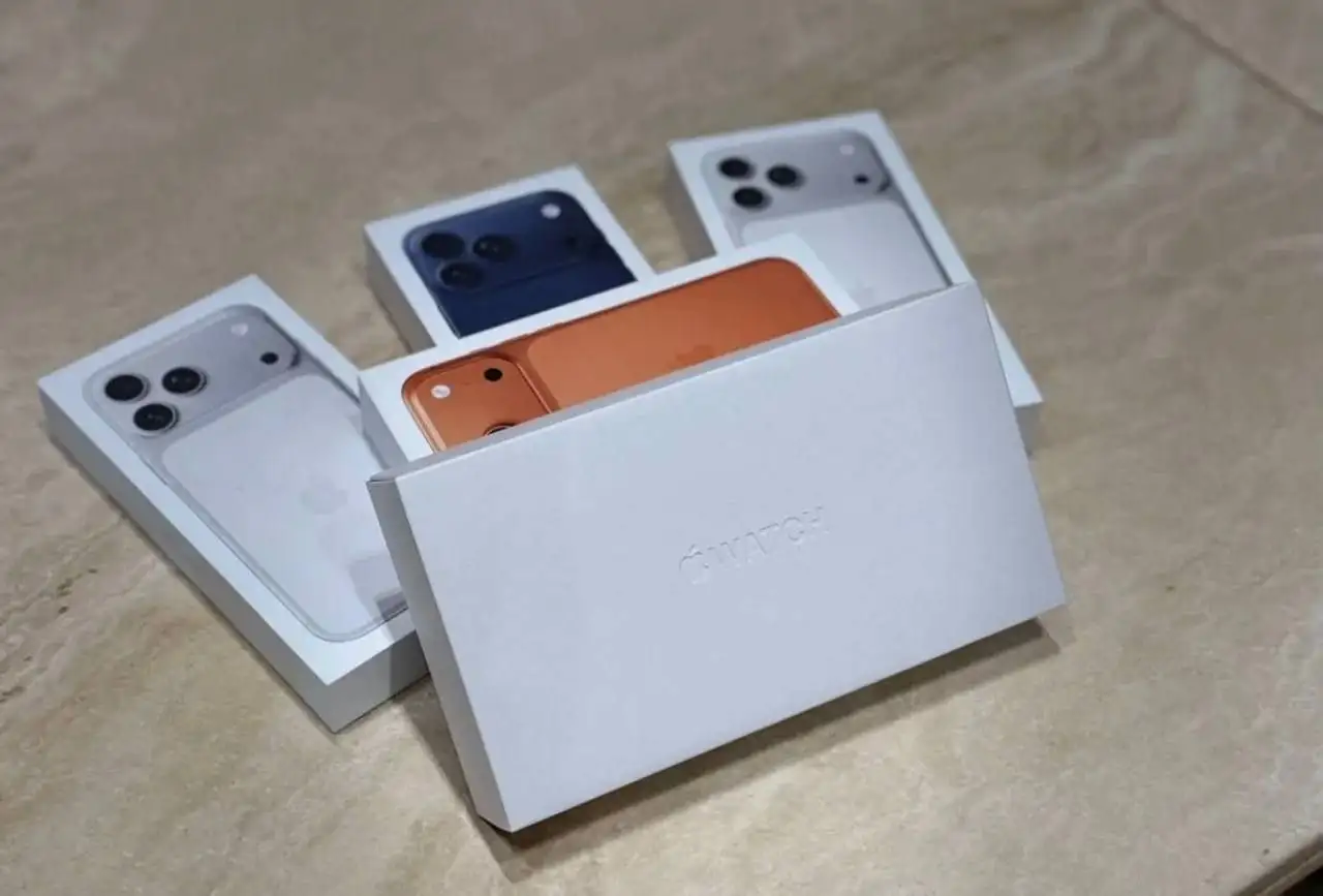 Apple Watch Series 11, SE 3 и Ultra 3 новые с гарантией - Часы (Электроника) в Воронеж