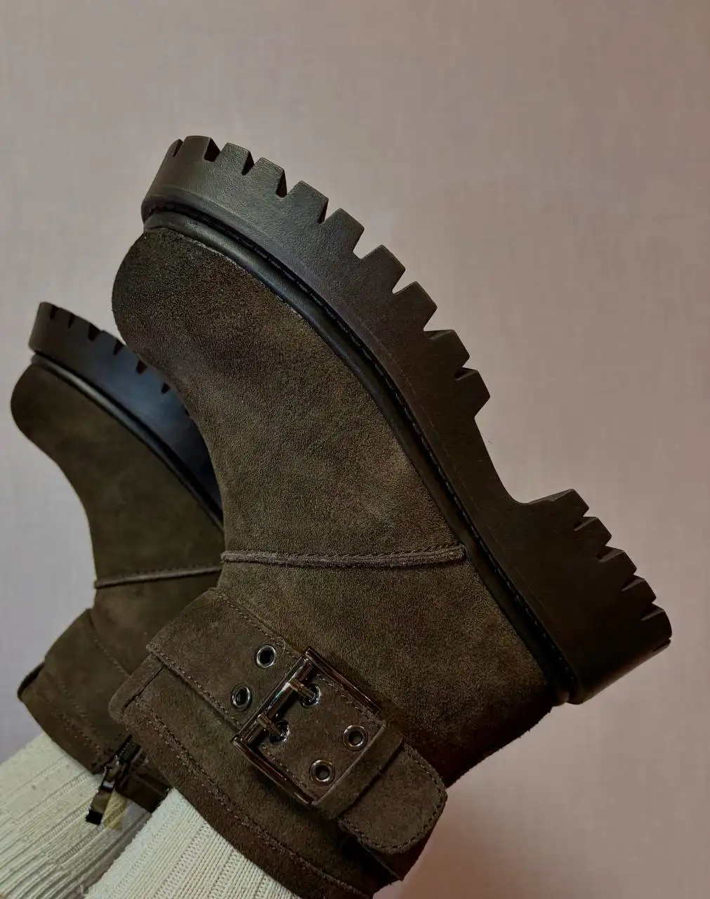 Зимние женские ботинки из натуральной замши - Обувь (Одежда) в Воронеж