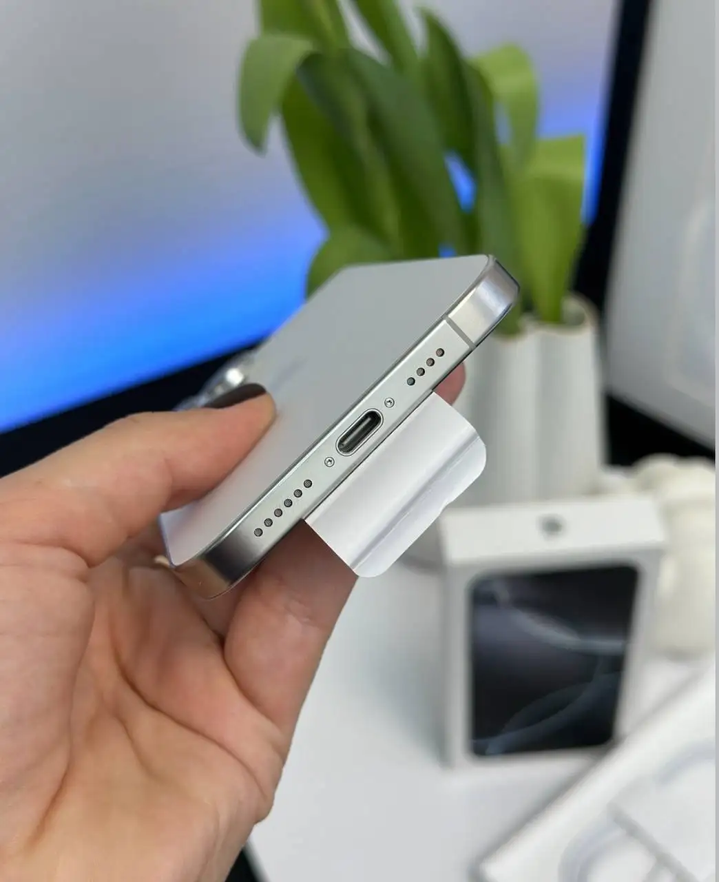 iPhone 16 Pro White Titanium 256Gb - Смартфоны (Электроника) в Воронеж